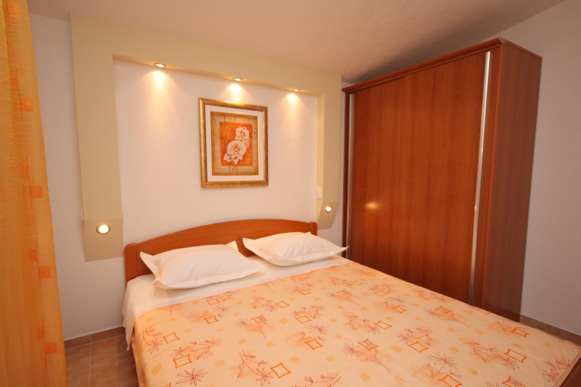Apartments with a parking space Baska Voda, Makarska - 2709 Ruang foto